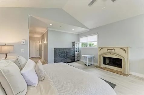 8963 Fishermens Bay Drive Sarasota FL 34231
