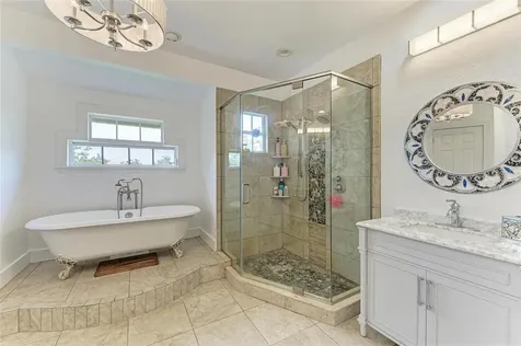 8963 Fishermens Bay Drive Sarasota FL 34231