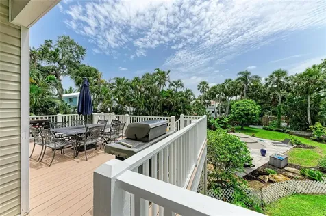 8963 Fishermens Bay Drive Sarasota FL 34231