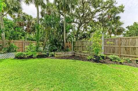 8963 Fishermens Bay Drive Sarasota FL 34231