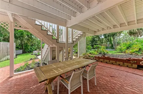 8963 Fishermens Bay Drive Sarasota FL 34231