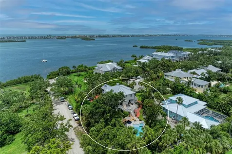 8963 Fishermens Bay Drive Sarasota FL 34231