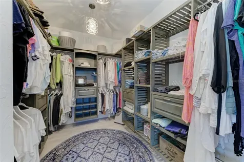 8963 Fishermens Bay Drive Sarasota FL 34231