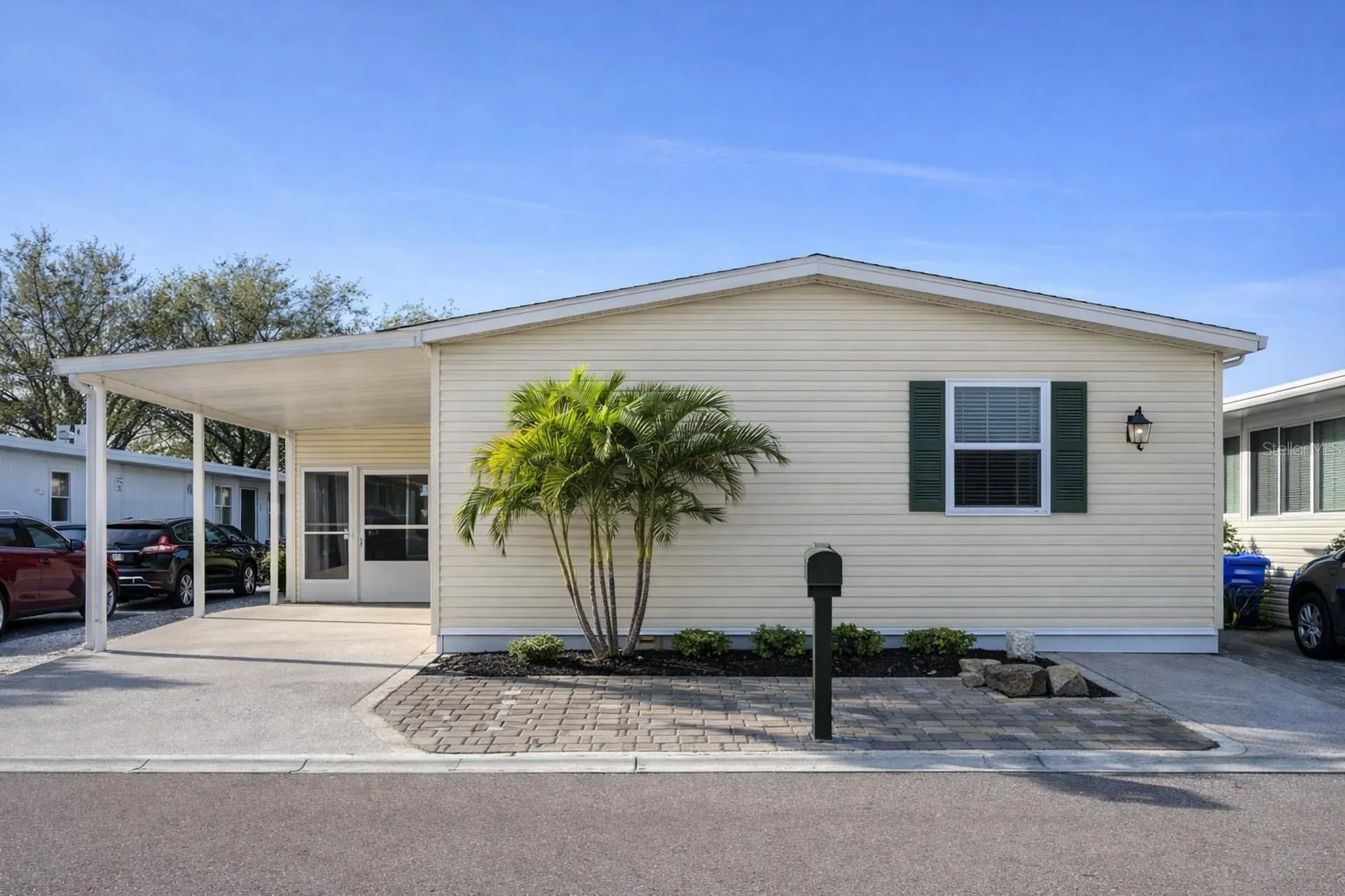 250 S Port Royal Lane Apollo Beach FL 33572