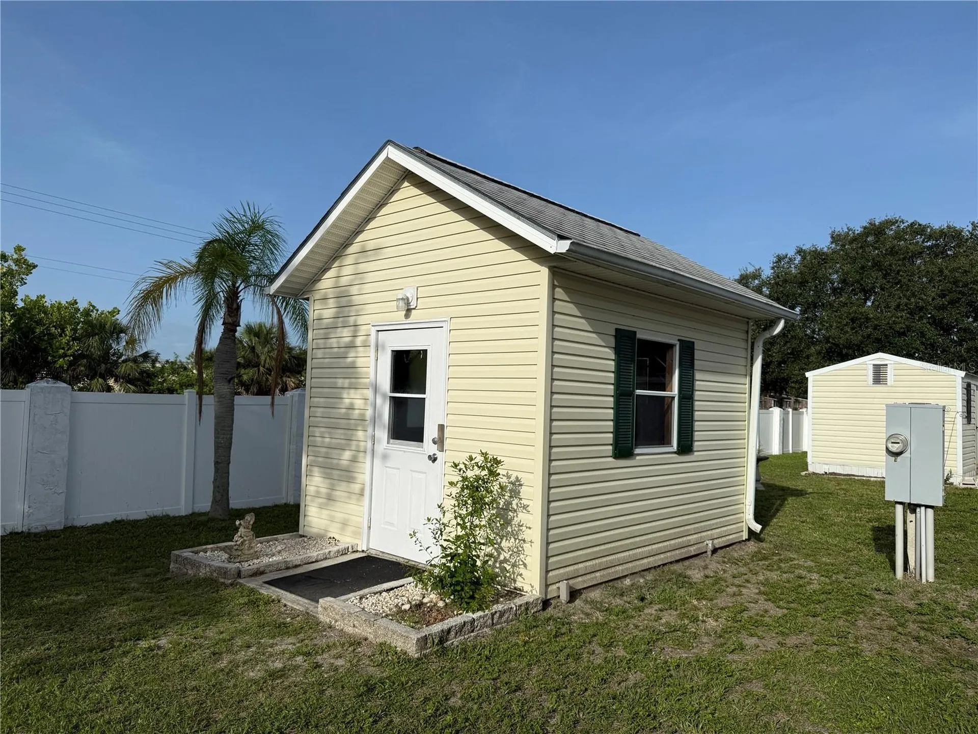 250 S Port Royal Lane Apollo Beach FL 33572