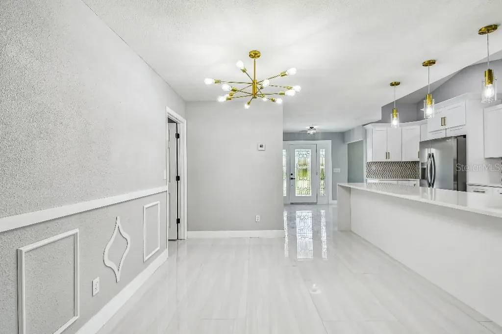 325 Gladstone Boulevard Englewood FL 34223