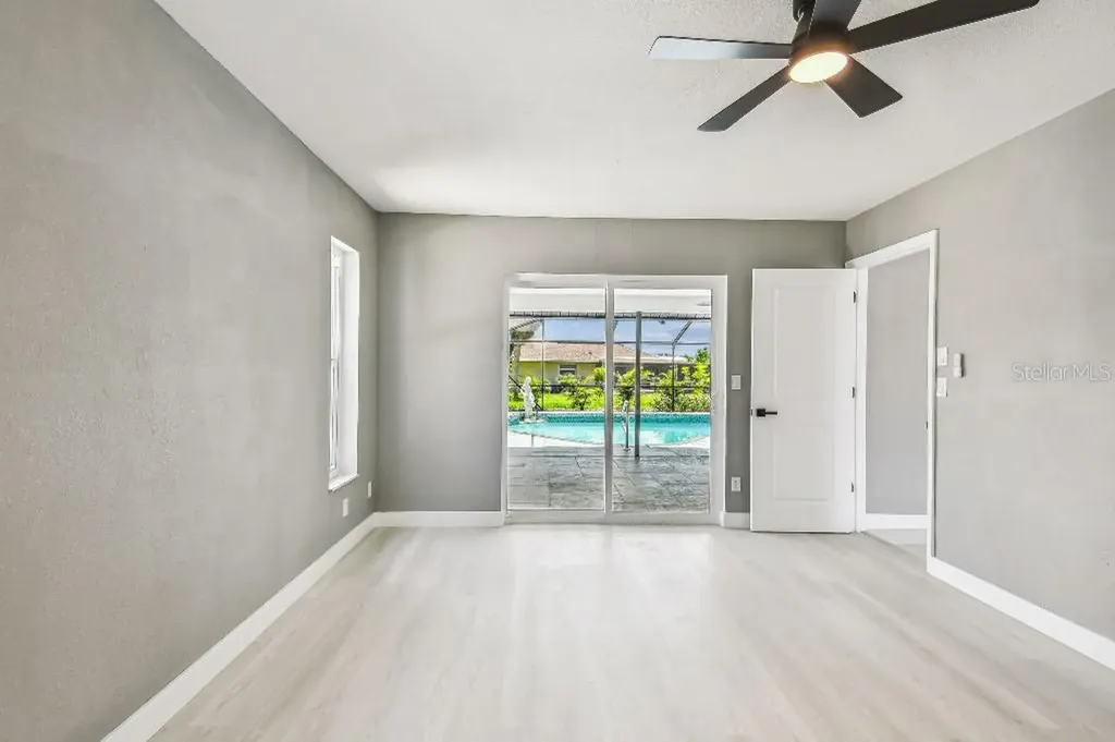 325 Gladstone Boulevard Englewood FL 34223