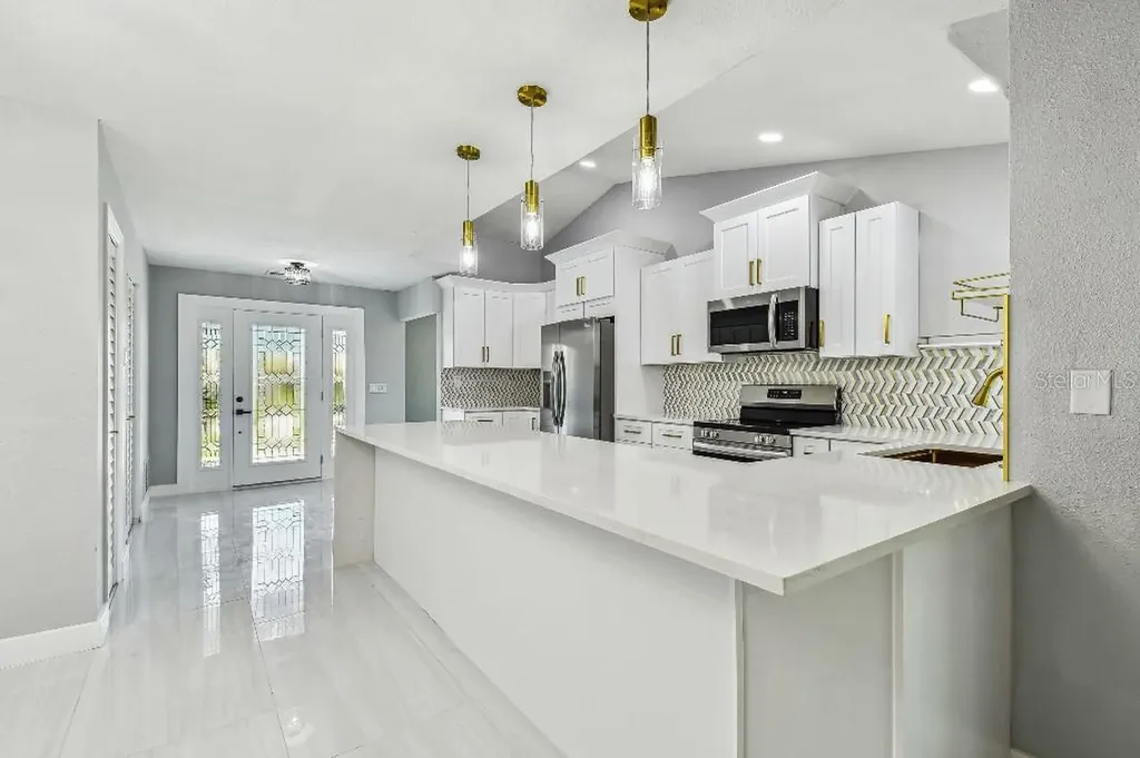 325 Gladstone Boulevard Englewood FL 34223