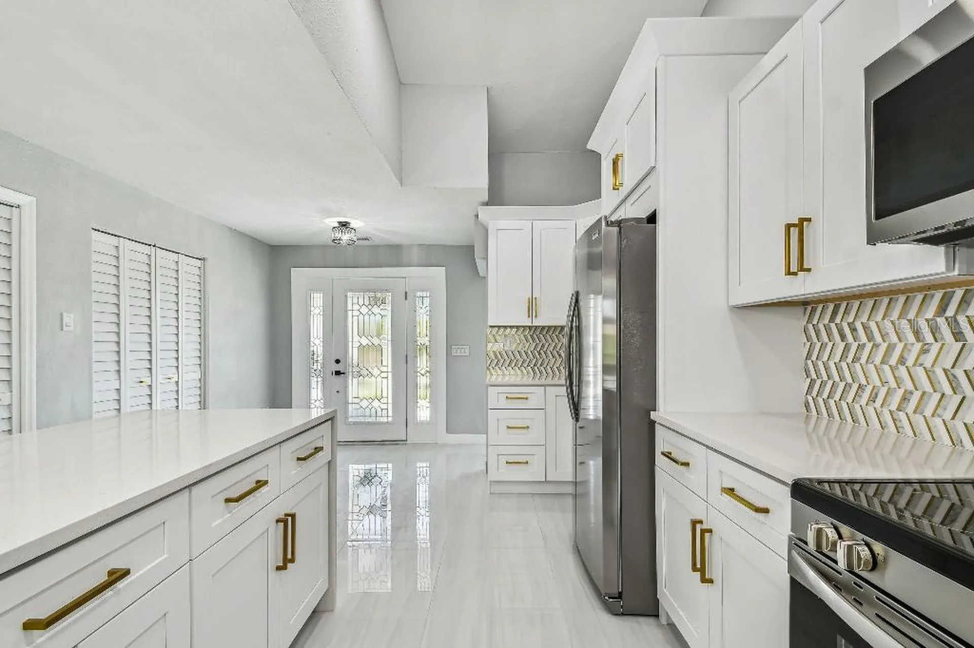 325 Gladstone Boulevard Englewood FL 34223
