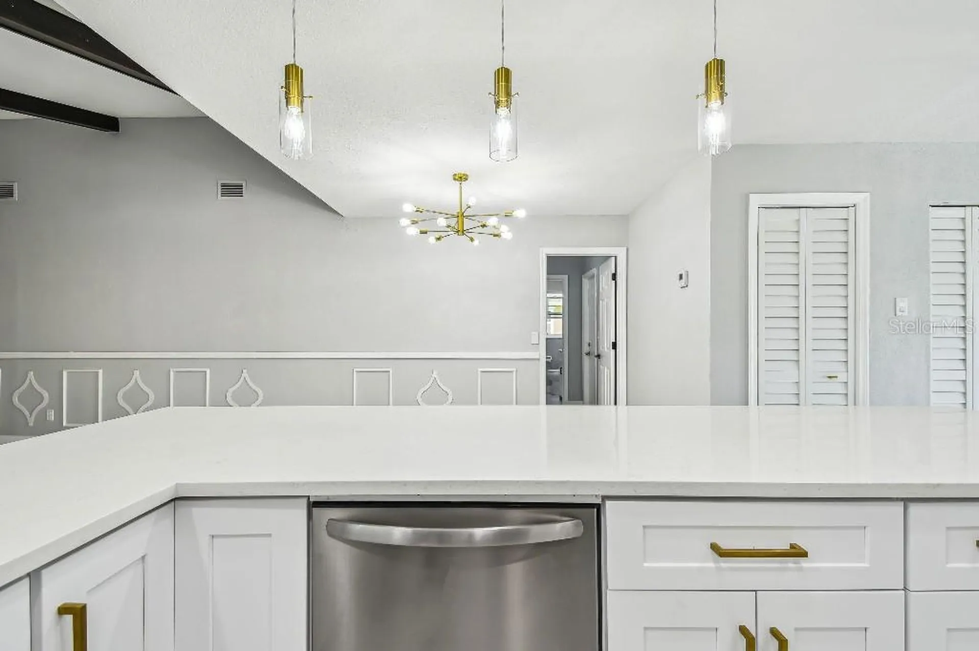 325 Gladstone Boulevard Englewood FL 34223