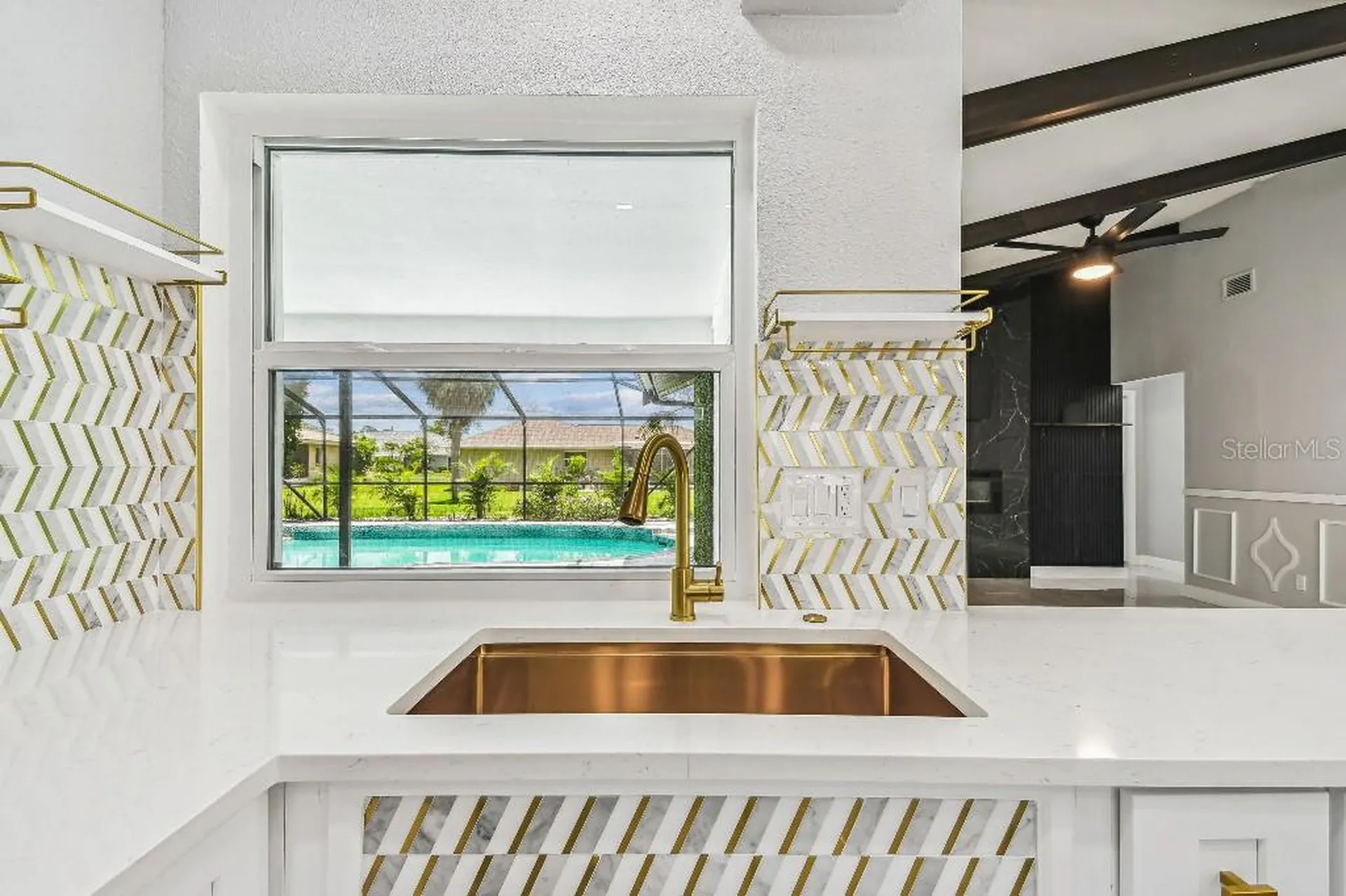 325 Gladstone Boulevard Englewood FL 34223