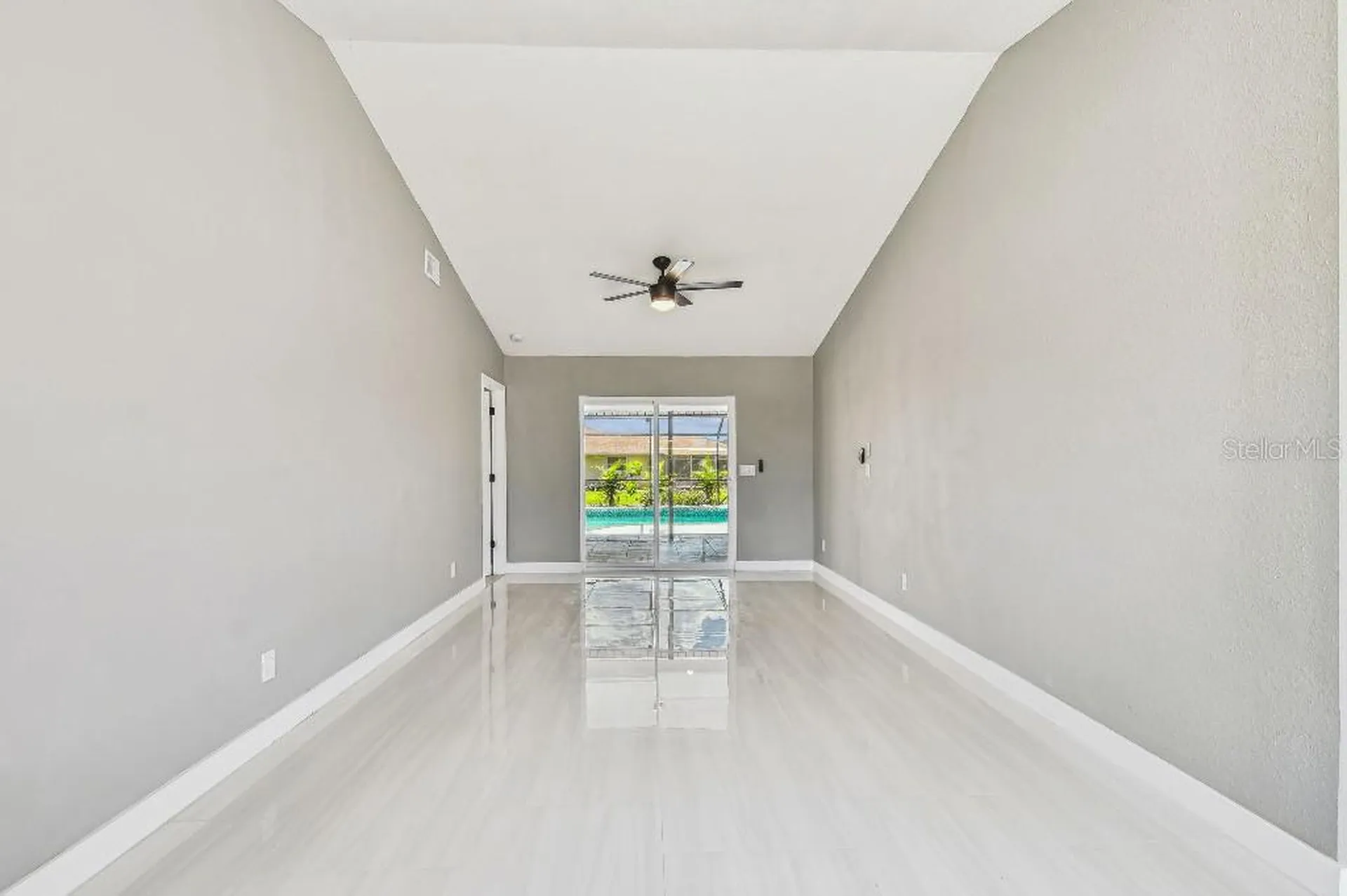 325 Gladstone Boulevard Englewood FL 34223