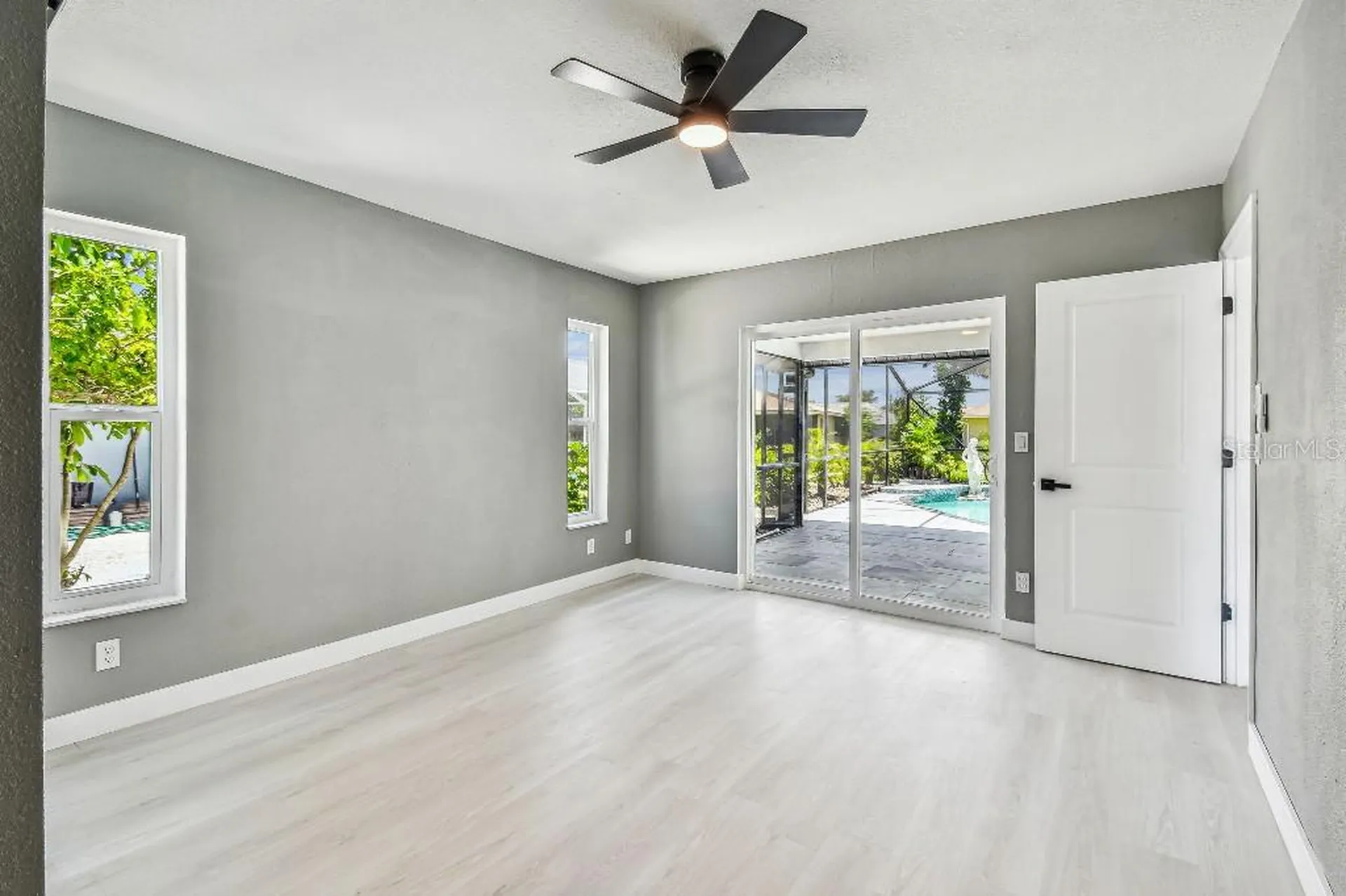 325 Gladstone Boulevard Englewood FL 34223