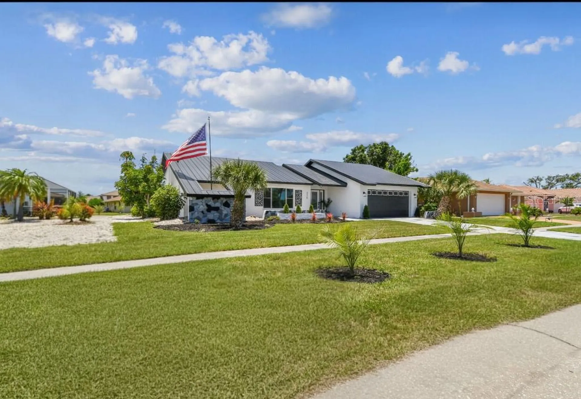 325 Gladstone Boulevard Englewood FL 34223