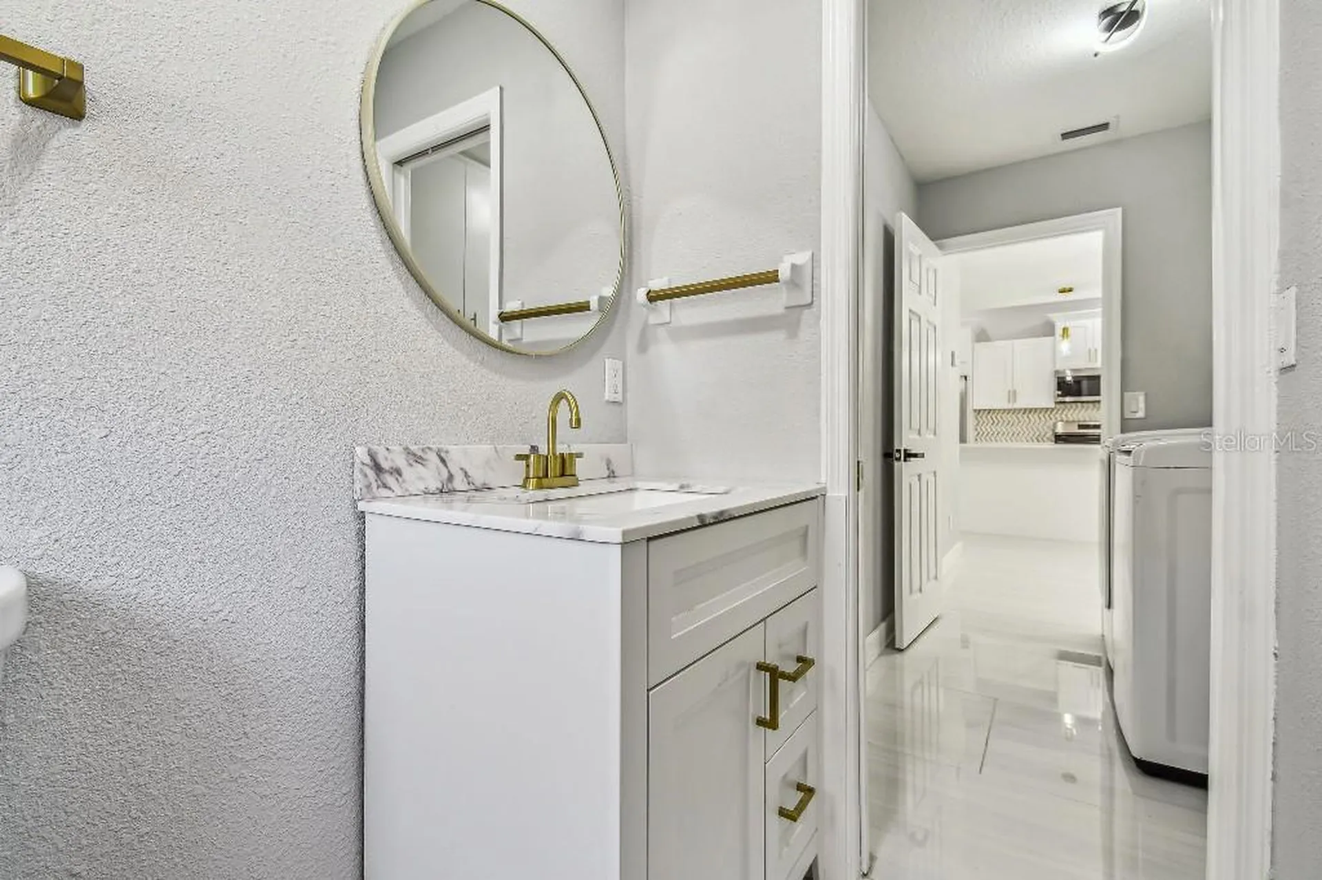 325 Gladstone Boulevard Englewood FL 34223