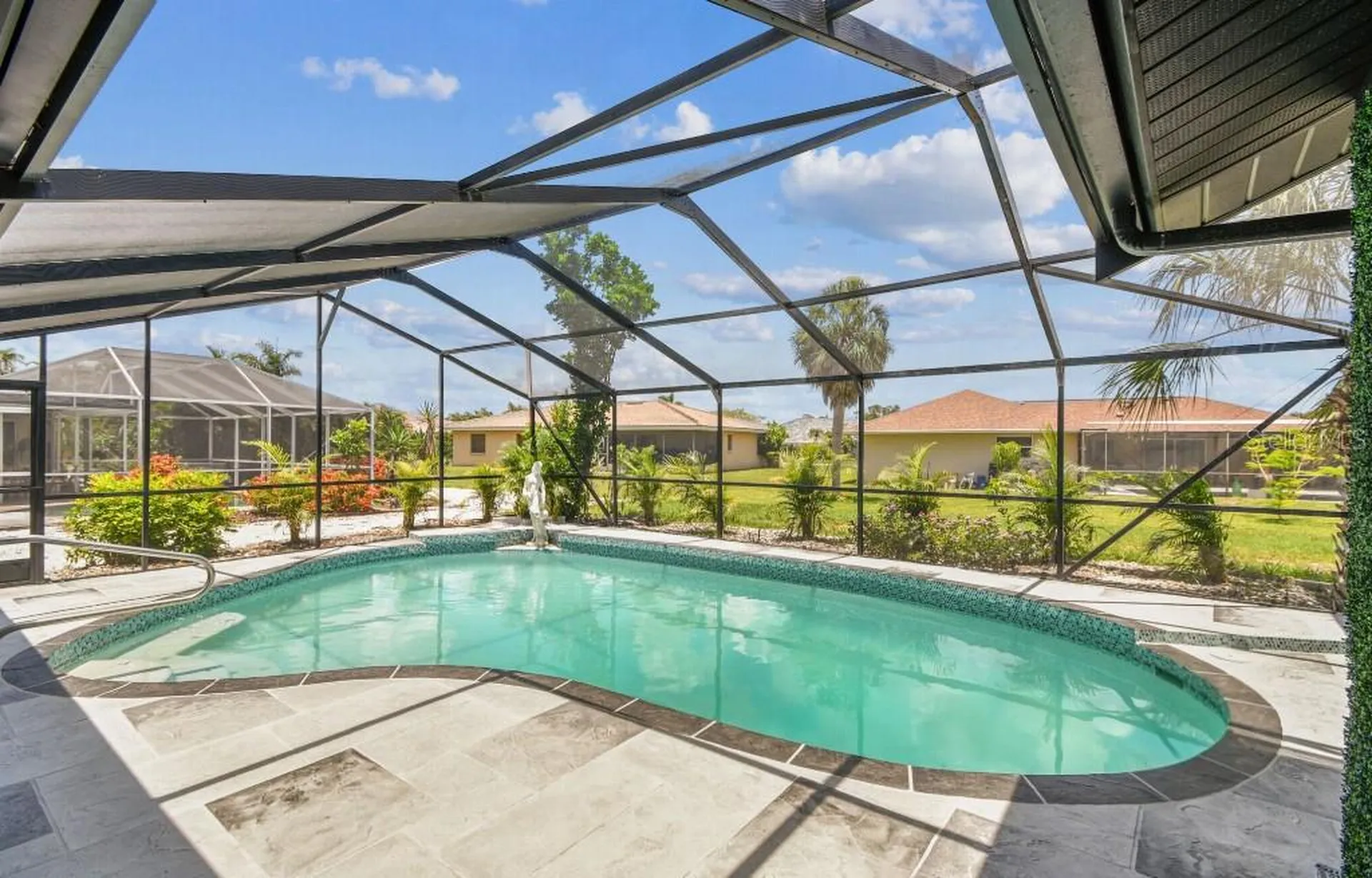 325 Gladstone Boulevard Englewood FL 34223
