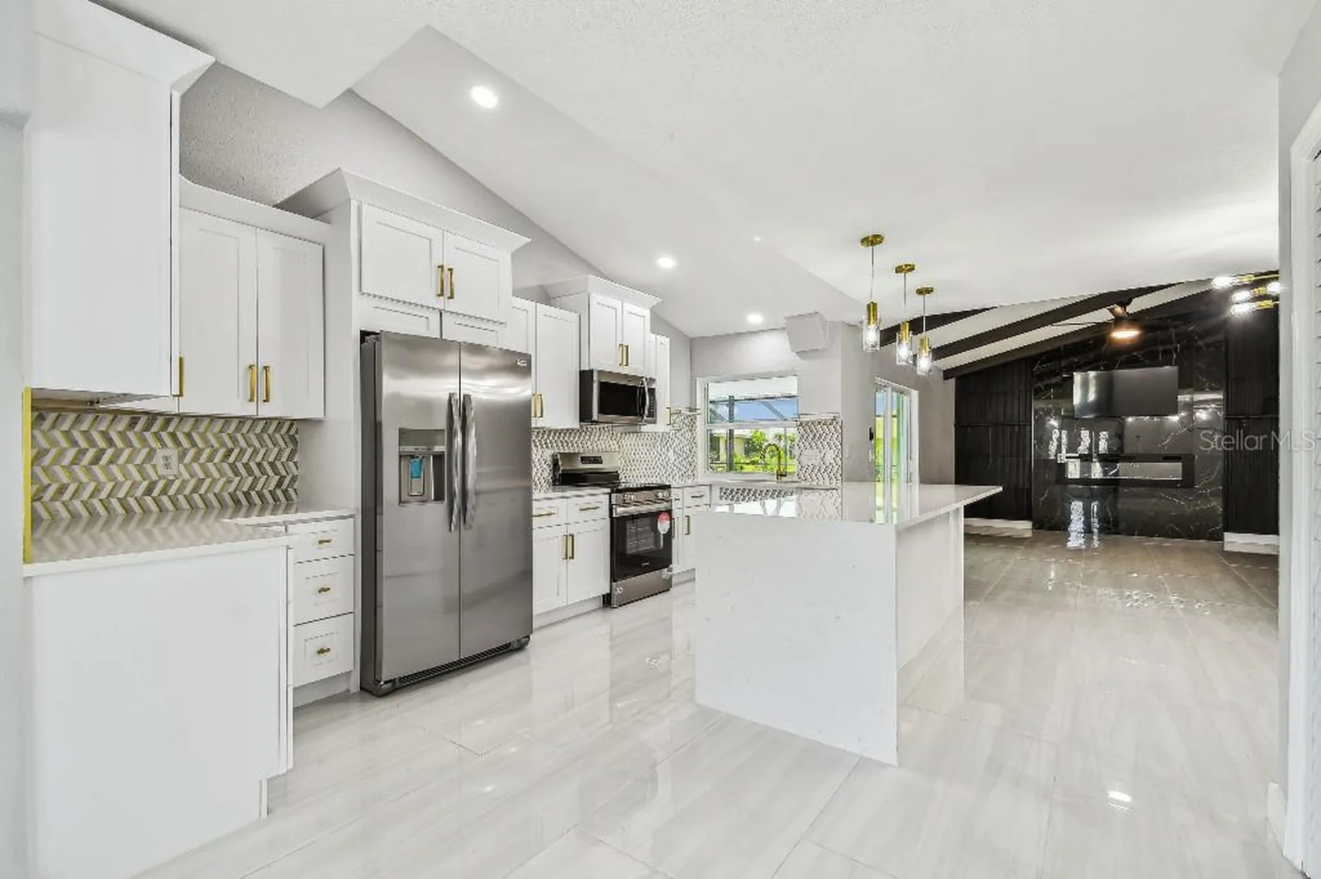 325 Gladstone Boulevard Englewood FL 34223