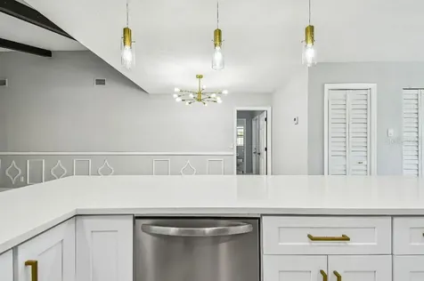 325 Gladstone Boulevard Englewood FL 34223