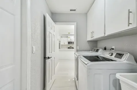 325 Gladstone Boulevard Englewood FL 34223
