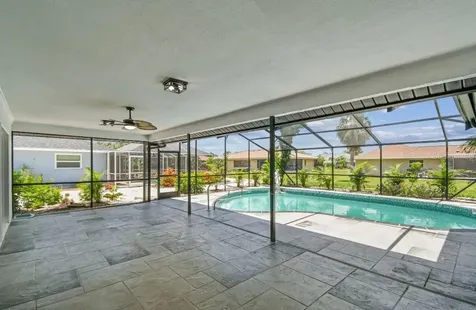 325 Gladstone Boulevard Englewood FL 34223