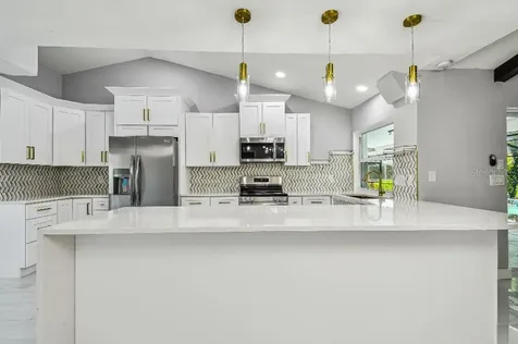 325 Gladstone Boulevard Englewood FL 34223