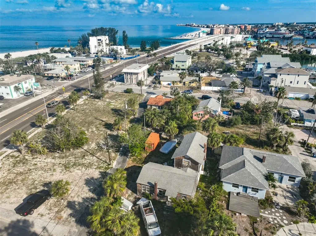 108 125th Avenue Treasure Island FL 33706