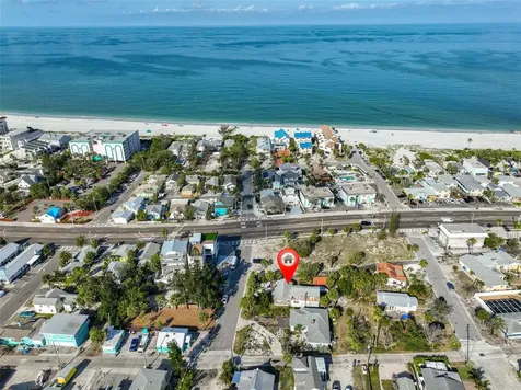 108 125th Avenue Treasure Island FL 33706