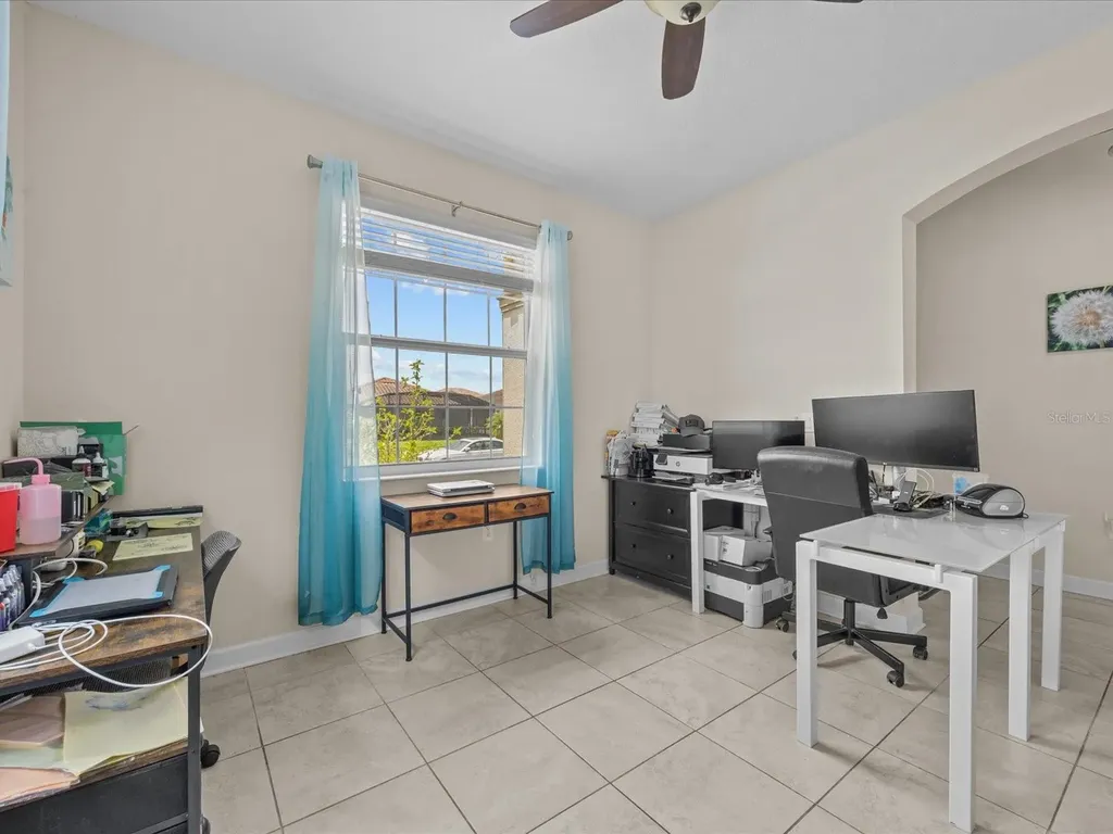 2105 Lake Side Avenue Davenport FL 33837