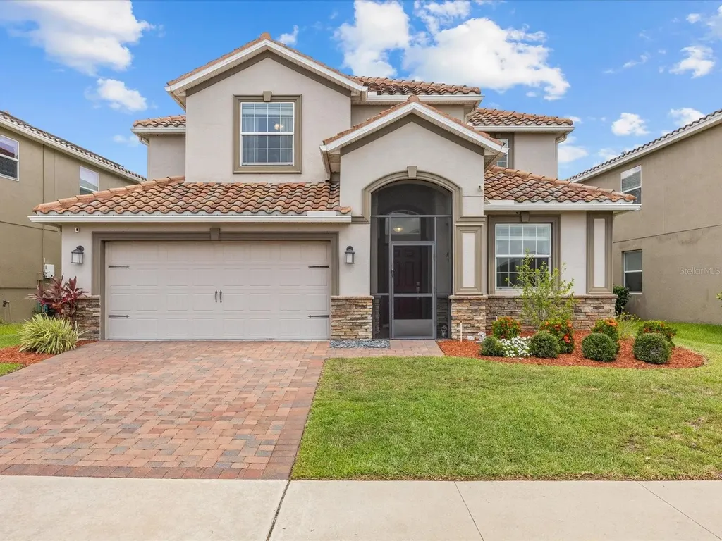 2105 Lake Side Avenue Davenport FL 33837