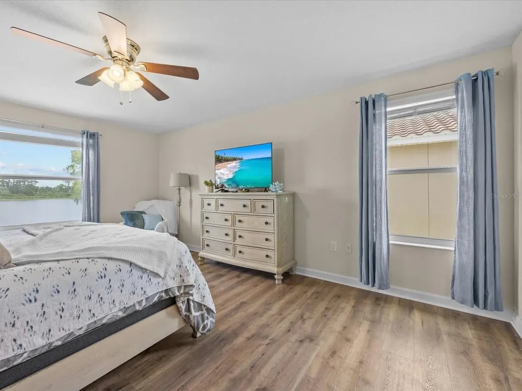 2105 Lake Side Avenue Davenport FL 33837