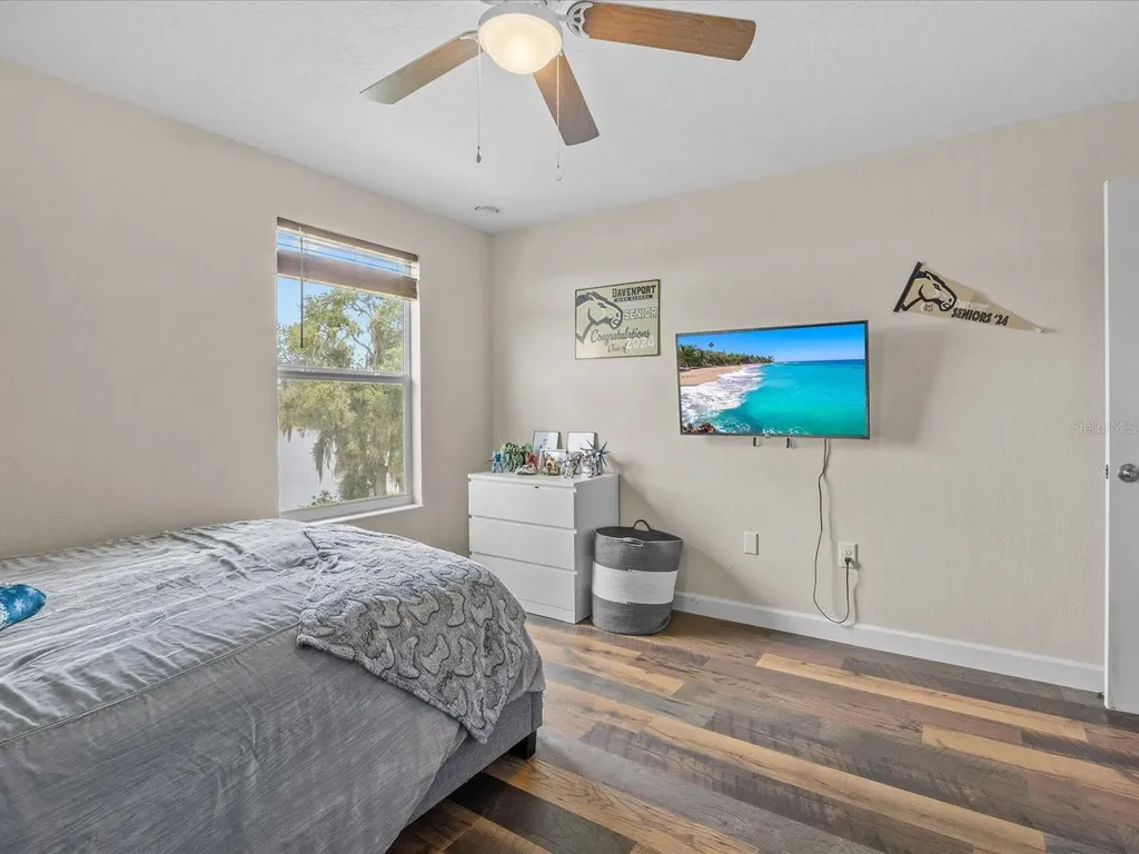 2105 Lake Side Avenue Davenport FL 33837