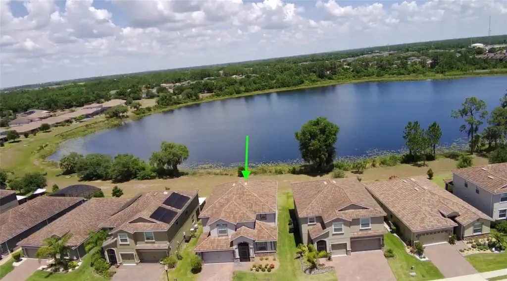 2105 Lake Side Avenue Davenport FL 33837