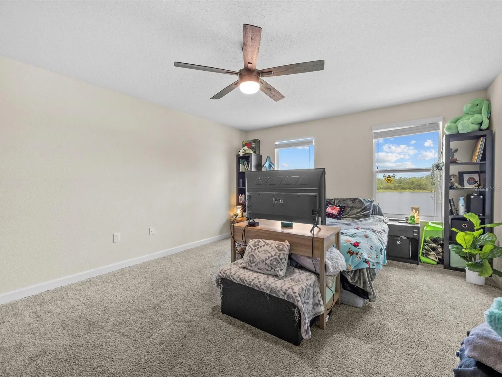 2105 Lake Side Avenue Davenport FL 33837