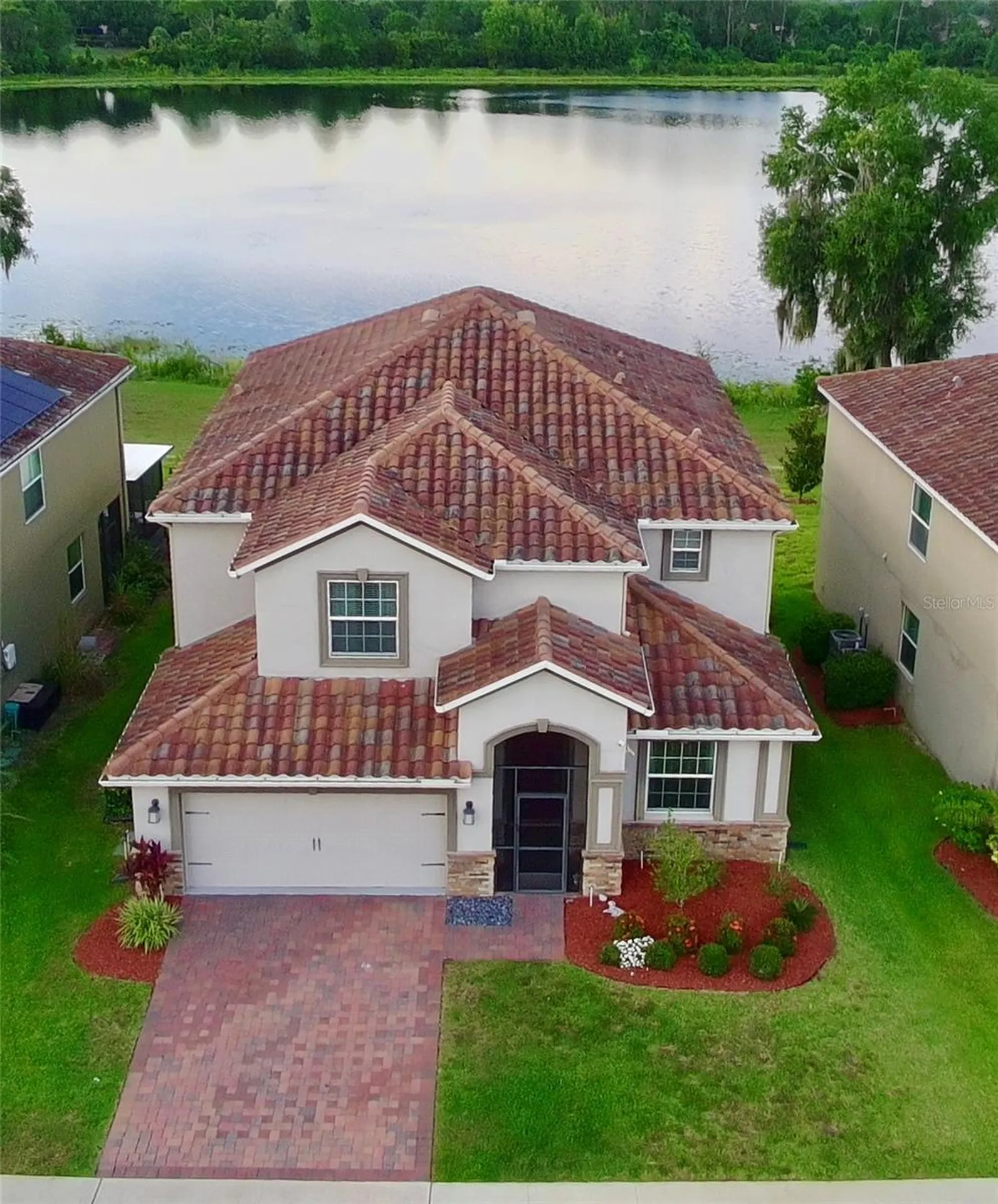 2105 Lake Side Avenue Davenport FL 33837