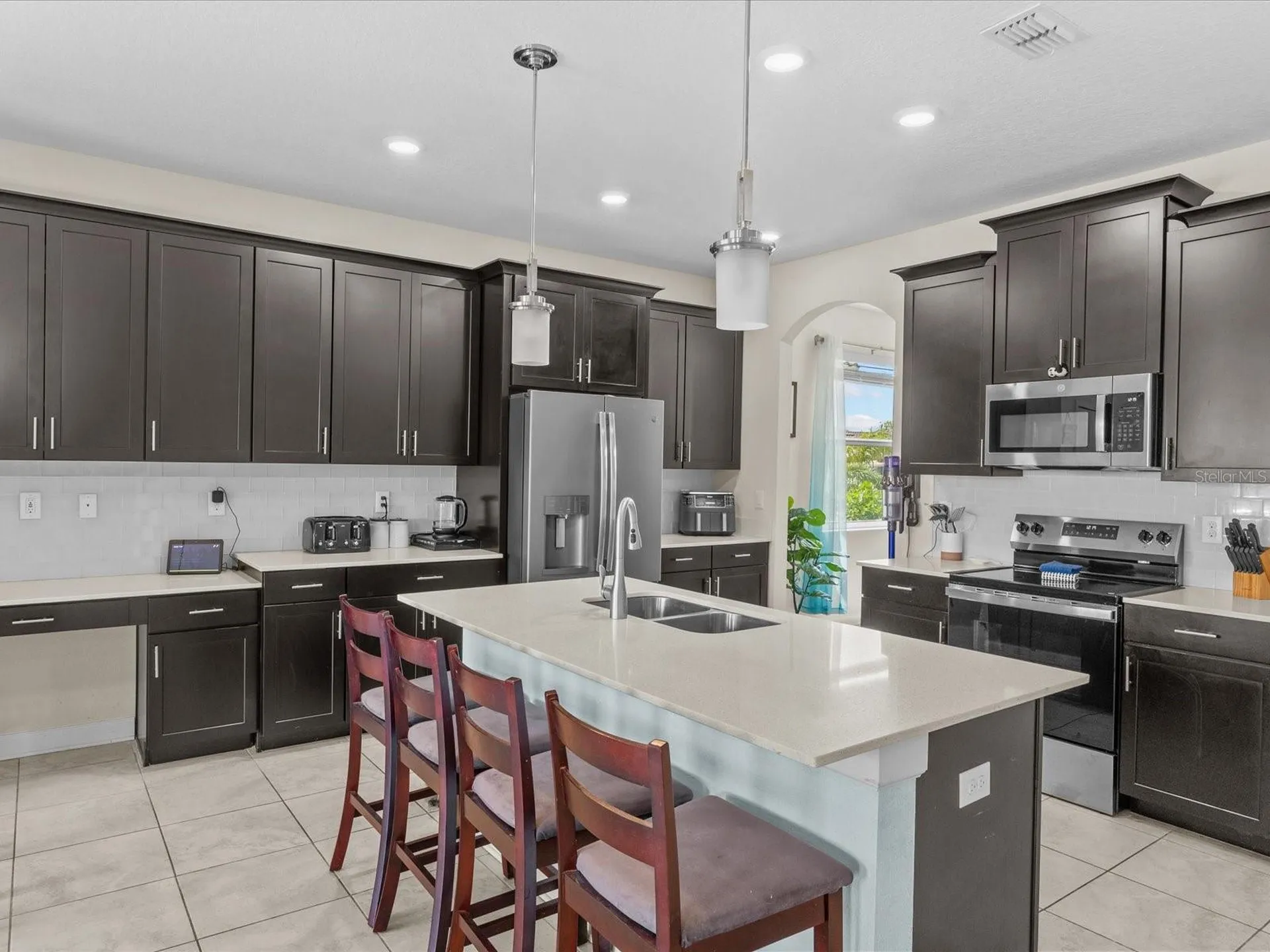 2105 Lake Side Avenue Davenport FL 33837