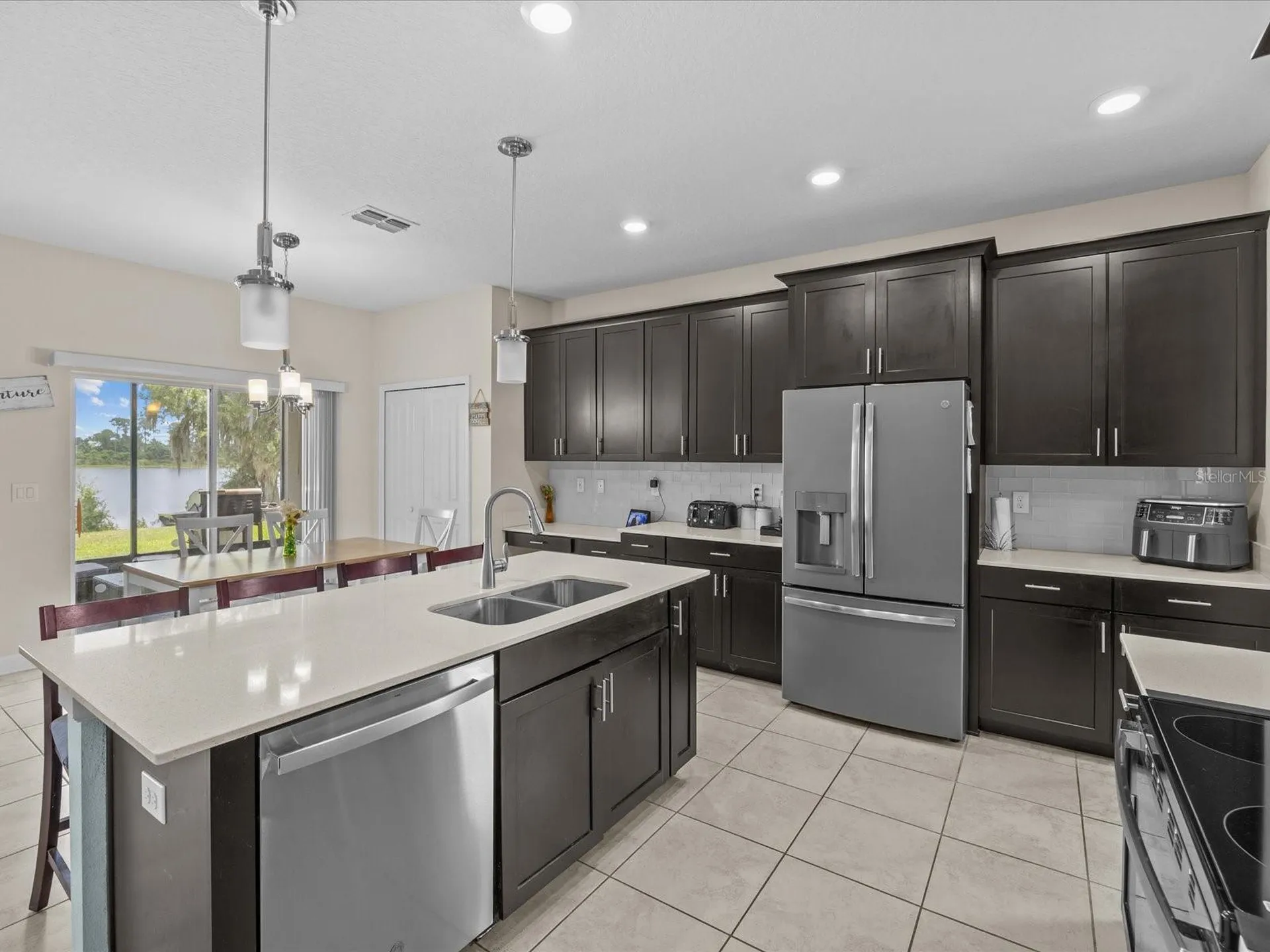 2105 Lake Side Avenue Davenport FL 33837