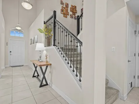 2105 Lake Side Avenue Davenport FL 33837
