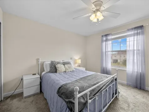2105 Lake Side Avenue Davenport FL 33837