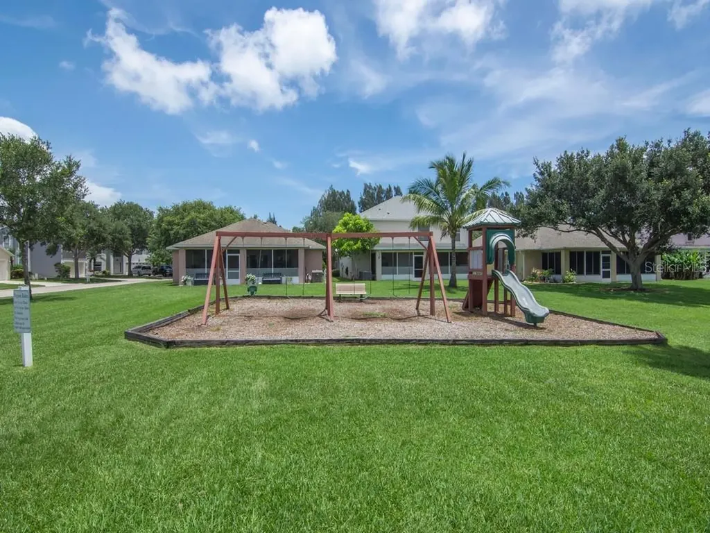 1253 25th Terrace SW Vero Beach FL 32968