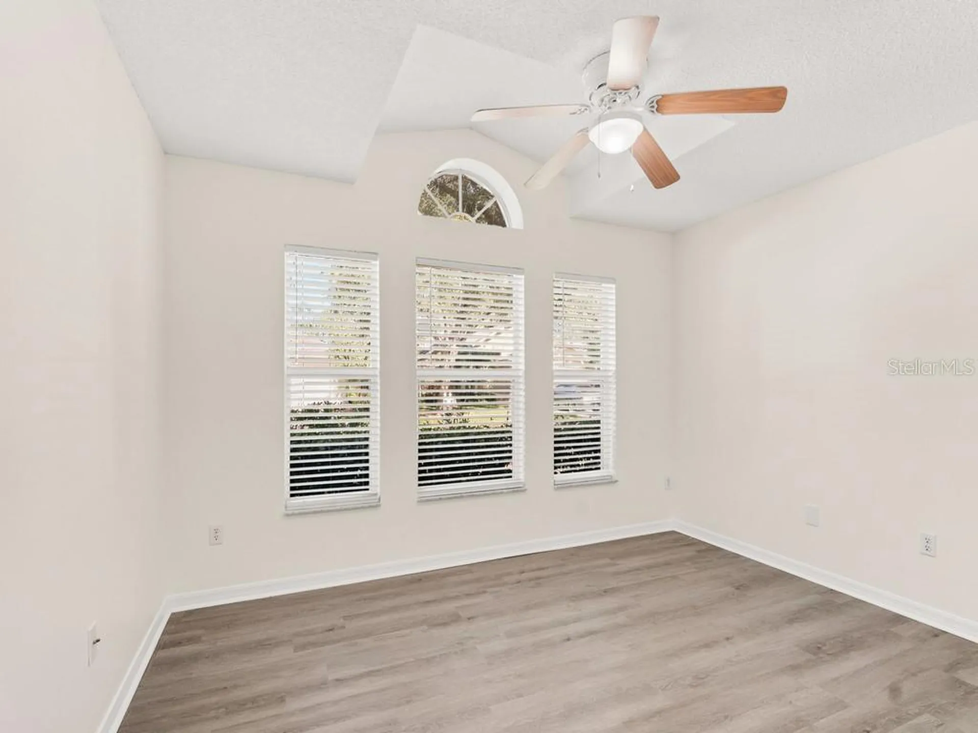 1253 25th Terrace SW Vero Beach FL 32968