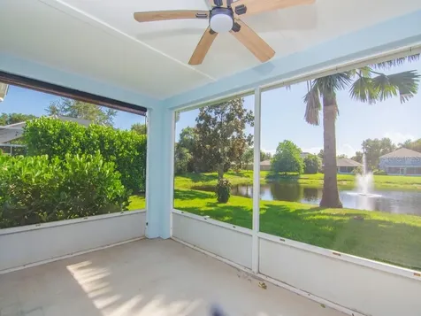 1253 25th Terrace SW Vero Beach FL 32968