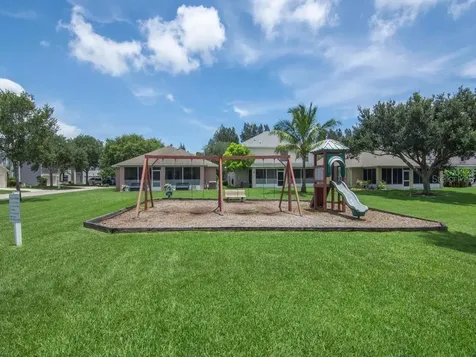 1253 25th Terrace SW Vero Beach FL 32968