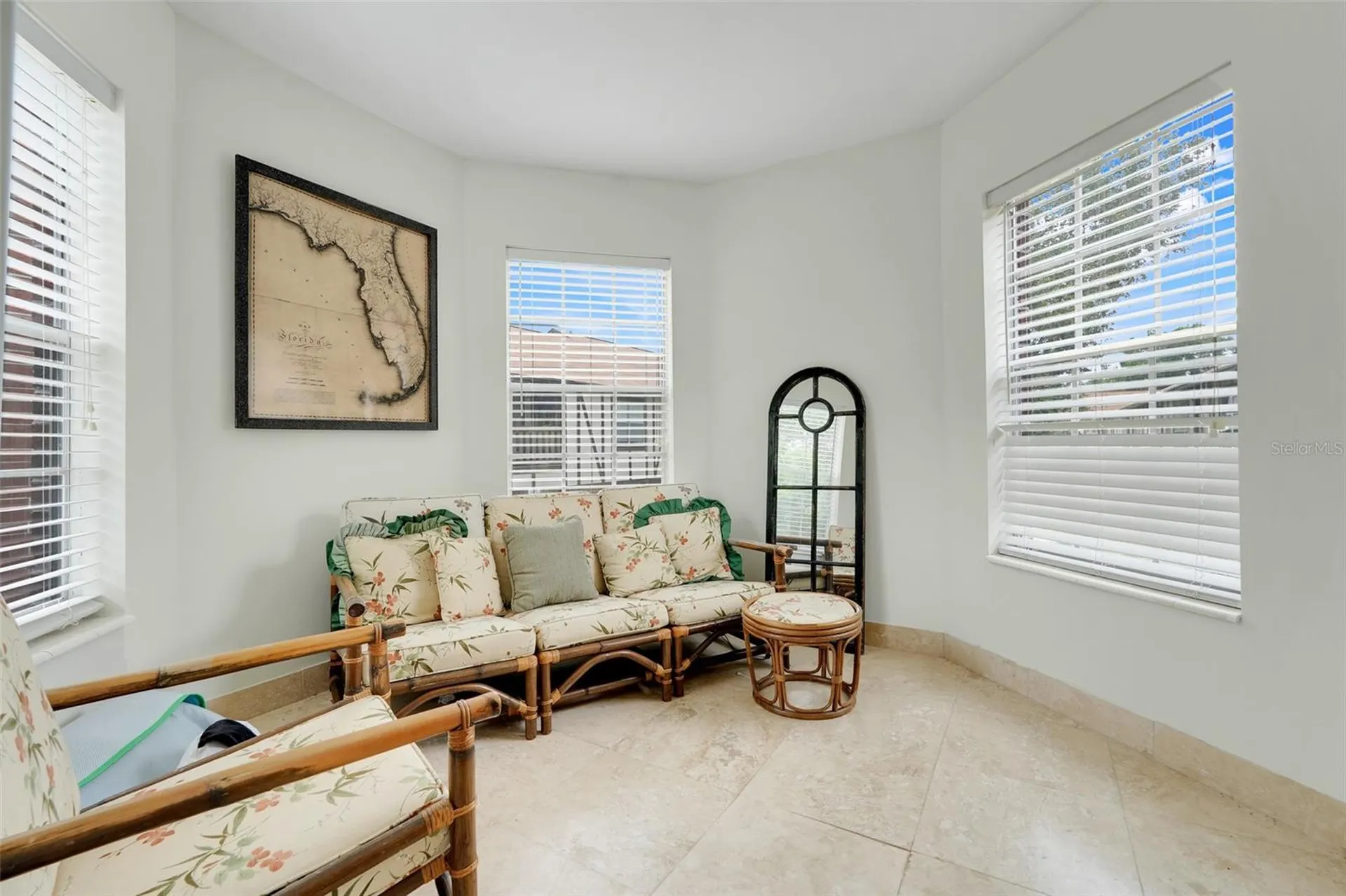 5323 Hansel Avenue Orlando FL 32809