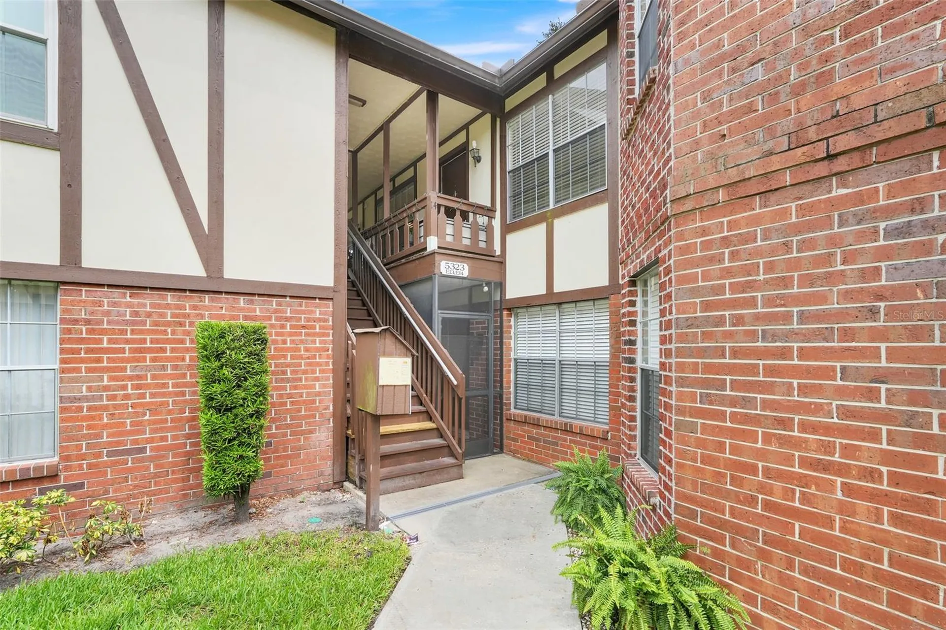 5323 Hansel Avenue Orlando FL 32809