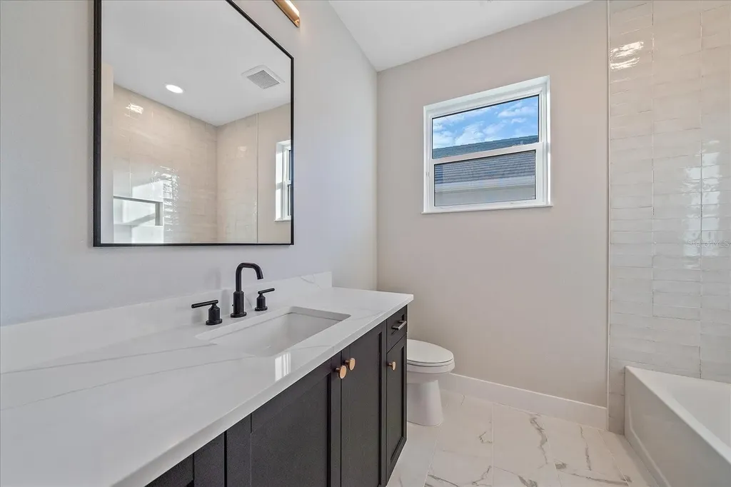 8387 Windbound Court Sarasota FL 34240