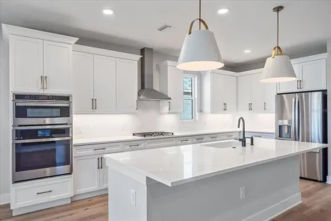 8387 Windbound Court Sarasota FL 34240