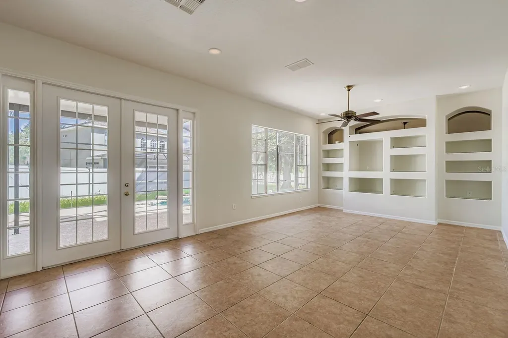 528 Herring Gull Court Ocoee FL 34761