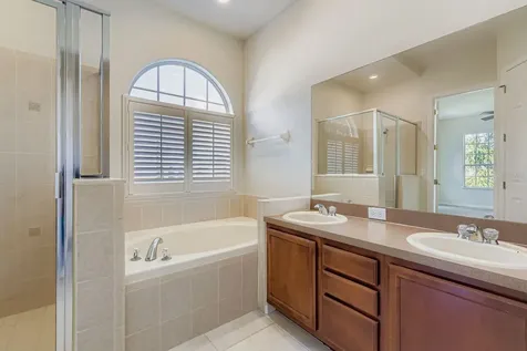 528 Herring Gull Court Ocoee FL 34761