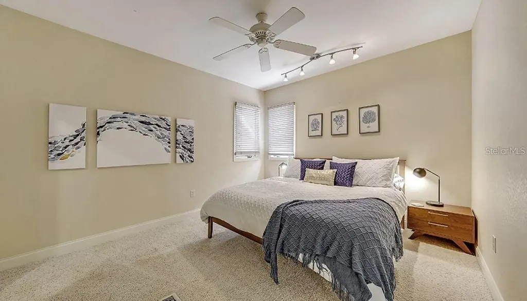 1725 Bonita Court Sarasota FL 34239