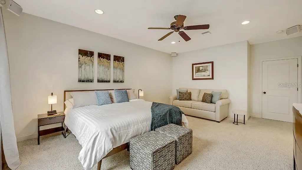 1725 Bonita Court Sarasota FL 34239